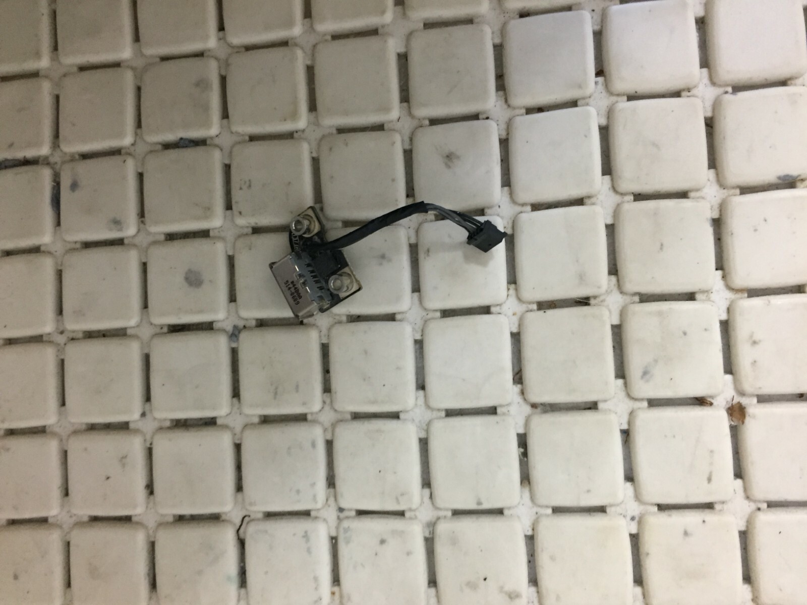 Apple Macbook Pro 13 ” A1278, A Half 2012 Connettrore Supply