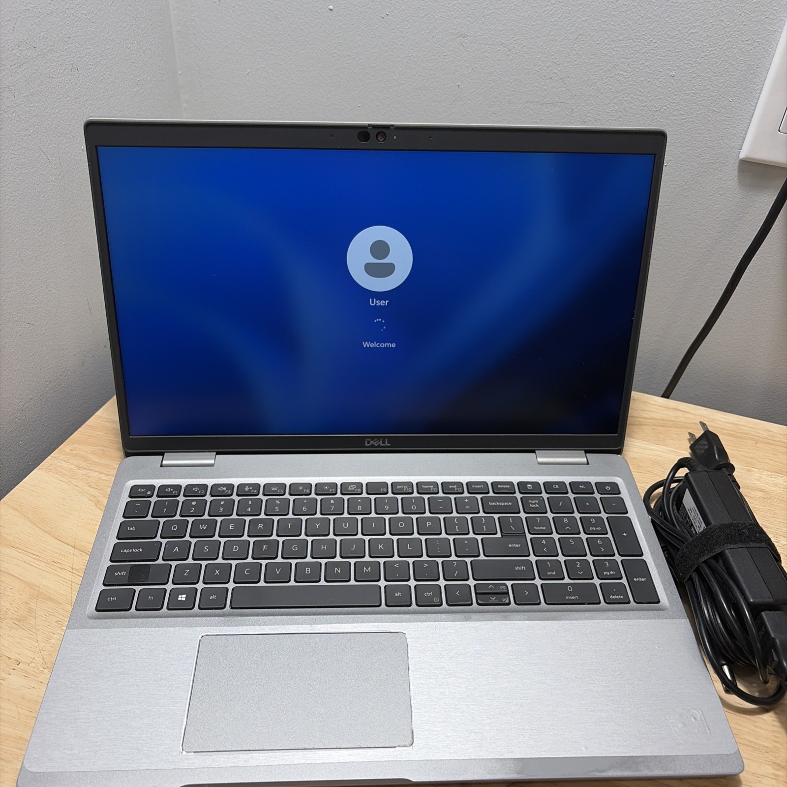 Dell Latitude 5520 Core i5-1145G7 2.60GHz, 16GB, 256GB SSD WebCam, WiFi W11 Cord