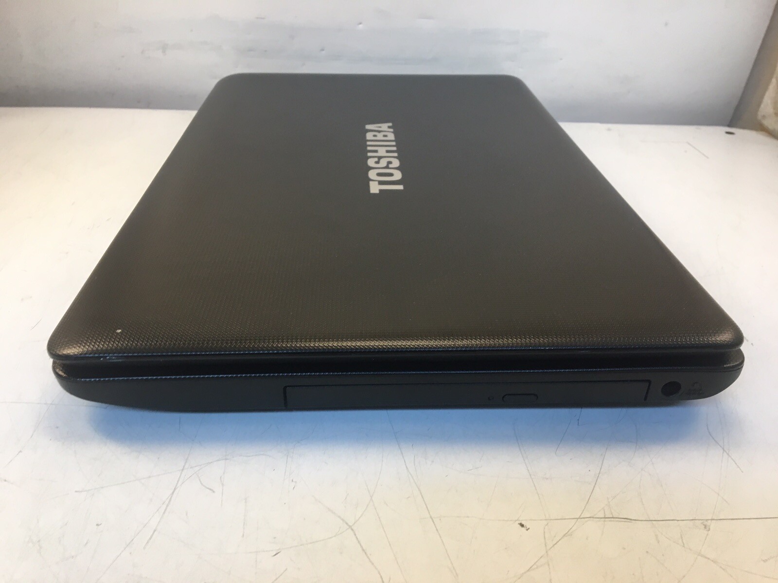 Toshiba Satellite Pro C650 Laptop i3-2310M/4GB RAM/NO OS/NO HDD – Boots to Bios
