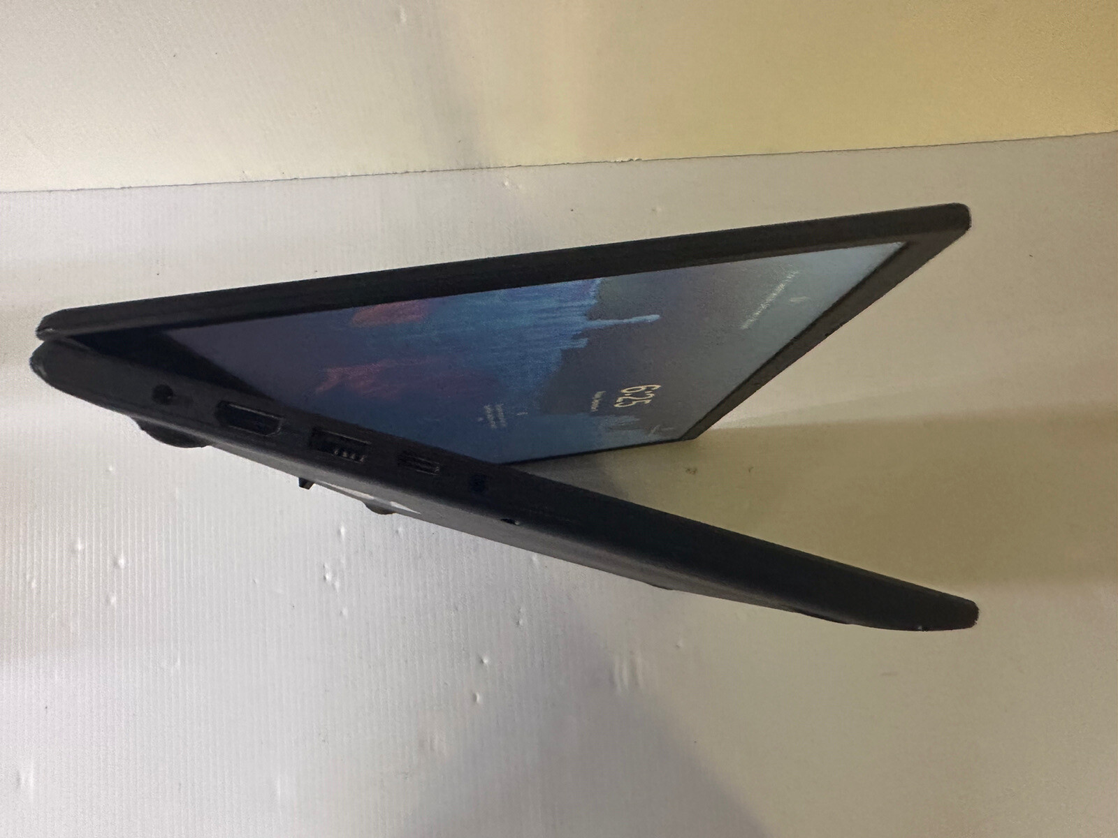 ASUS E510 Laptop, 15.6-inch FHD, Pentium N5030 ,4GB, 128GB eMMC
