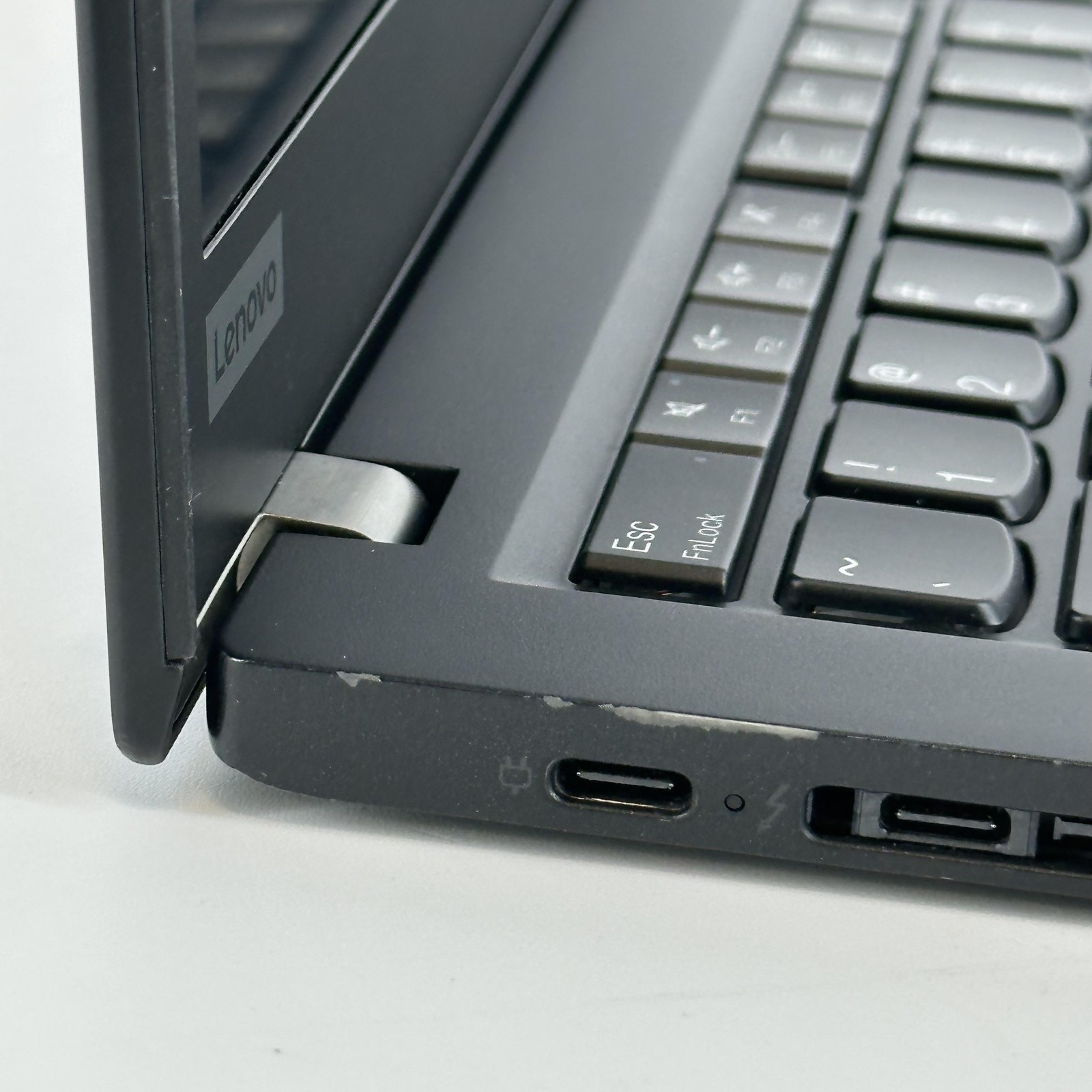 Lenovo ThinkPad T490s 14 FHD i7-8665U 1.90GHz 16GB 512GB SSD Good
