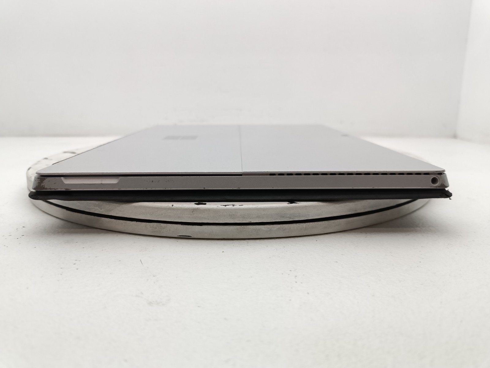 Microsoft Surface Pro 4 | 12.3″ | i5-6300U | 4GB 128GB SSD | Win 11 Pro #91