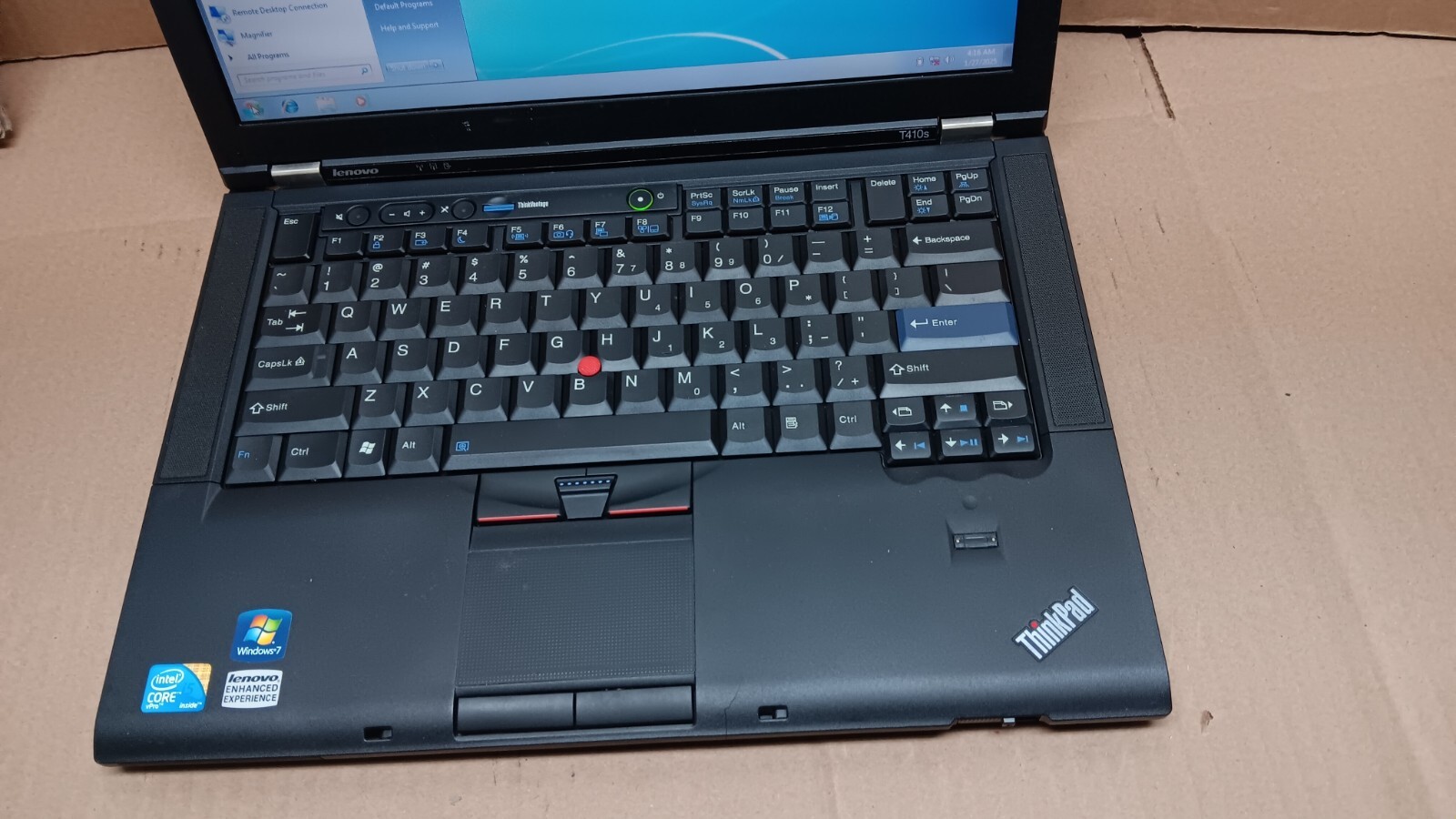 Lenovo Thinkpad T410s Laptop Core i5 @ 2.40 GHz 14″ LCD Screen Windows 7 pro DVD