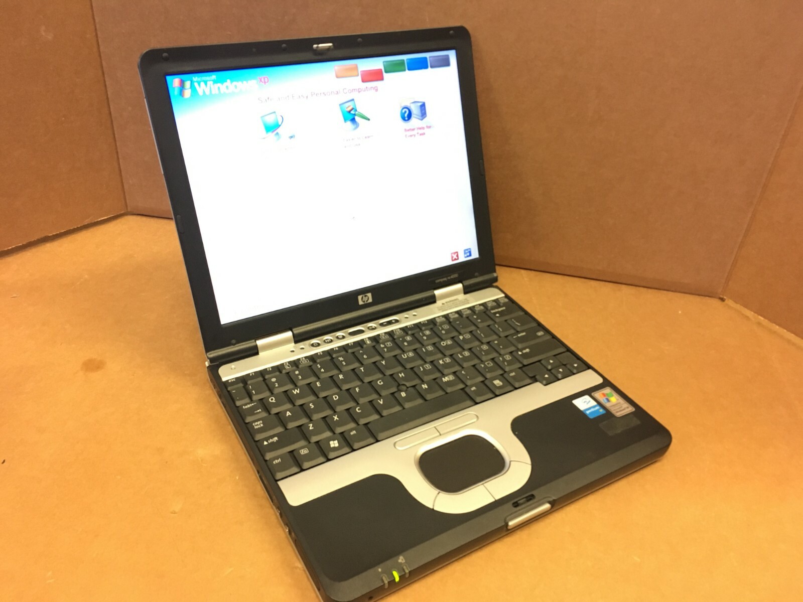 HP Compaq nc4000 Intel Pentium M 1.39GHz 736MB Ram 40GB HDD 12.1″ Laptop XP SP3