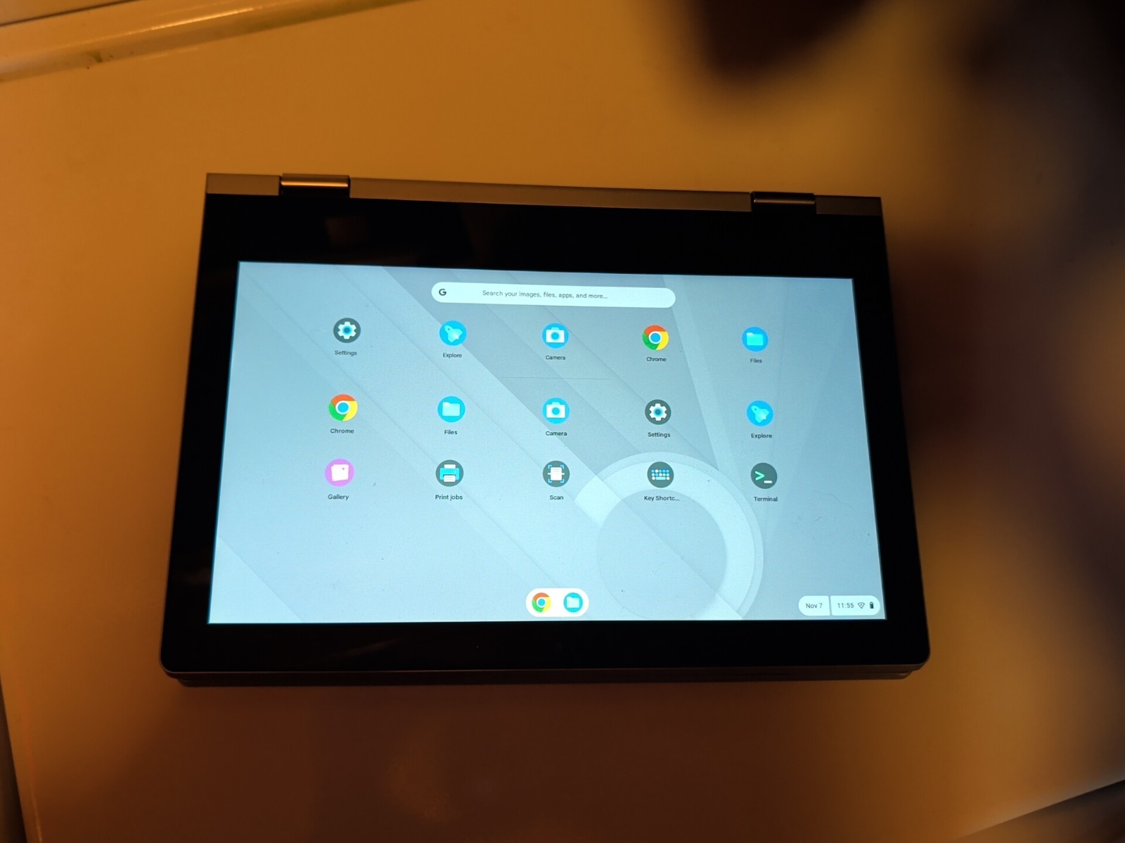 Lenovo Chromebook C340 Flip 11.6″ HD N4000 4 64GB, Model 81TA0001US