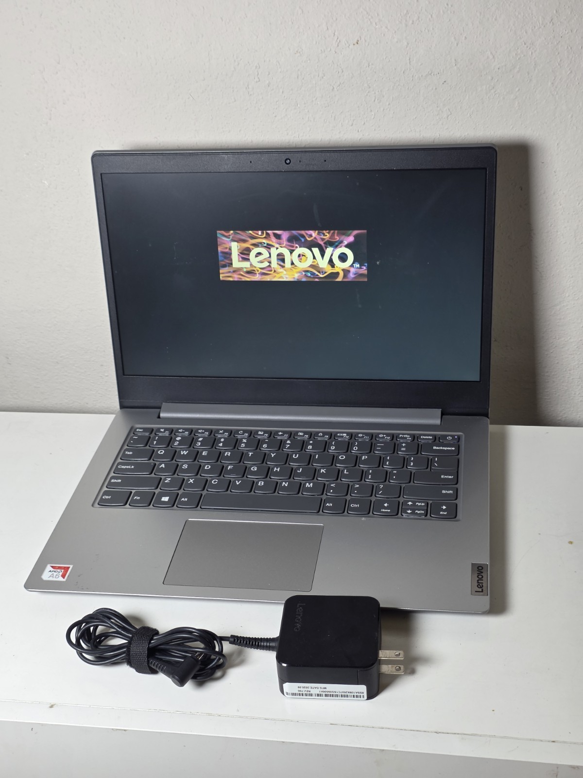 Lenovo Ideapad Slim 1 14AST-05 14″ A6-9220e 1.6GHz 4GB RAM 64GB SSD