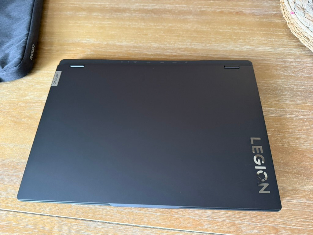 Lenovo Legion Pro 7 16 RTX 4090 i9-13900HX 64GB RAM 5TB SSD Warranty – Excellent