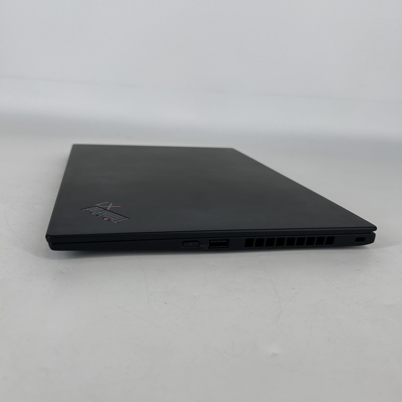 Lenovo ThinkPad X1 Carbon Gen 8 14 2K i5-10310U 1.70GHz 16GB 512GB SSD Good