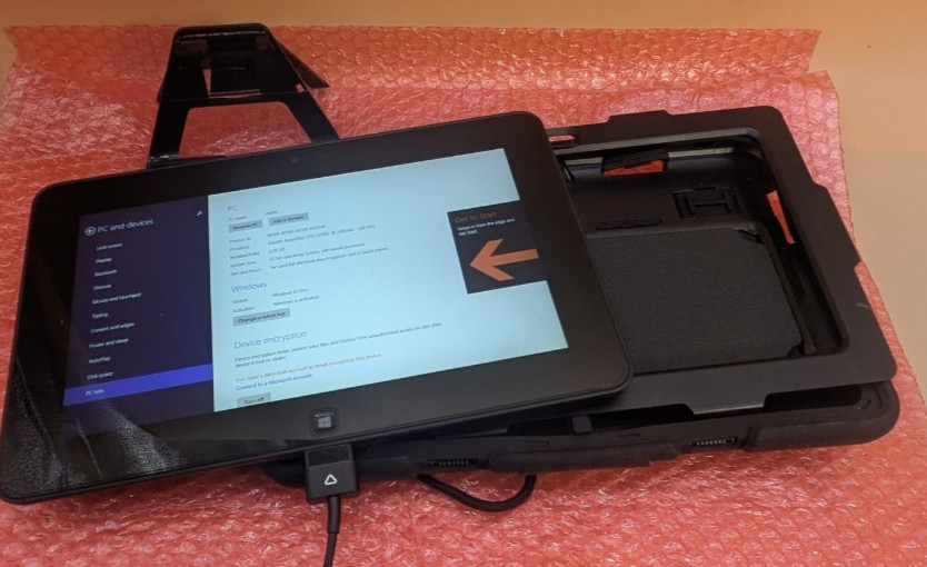 Dell Latitude 10 ST2 10.8″ Touchscreen Z2760 2GB 64GB Win 8 Tablet ~Dead Battery