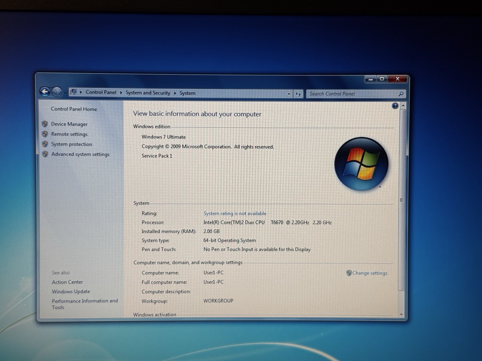 Dell Vostro 1720 Intel Core 2 Duo T6670 2.2GHz 2gb RAM 250gb HDD Windows 7