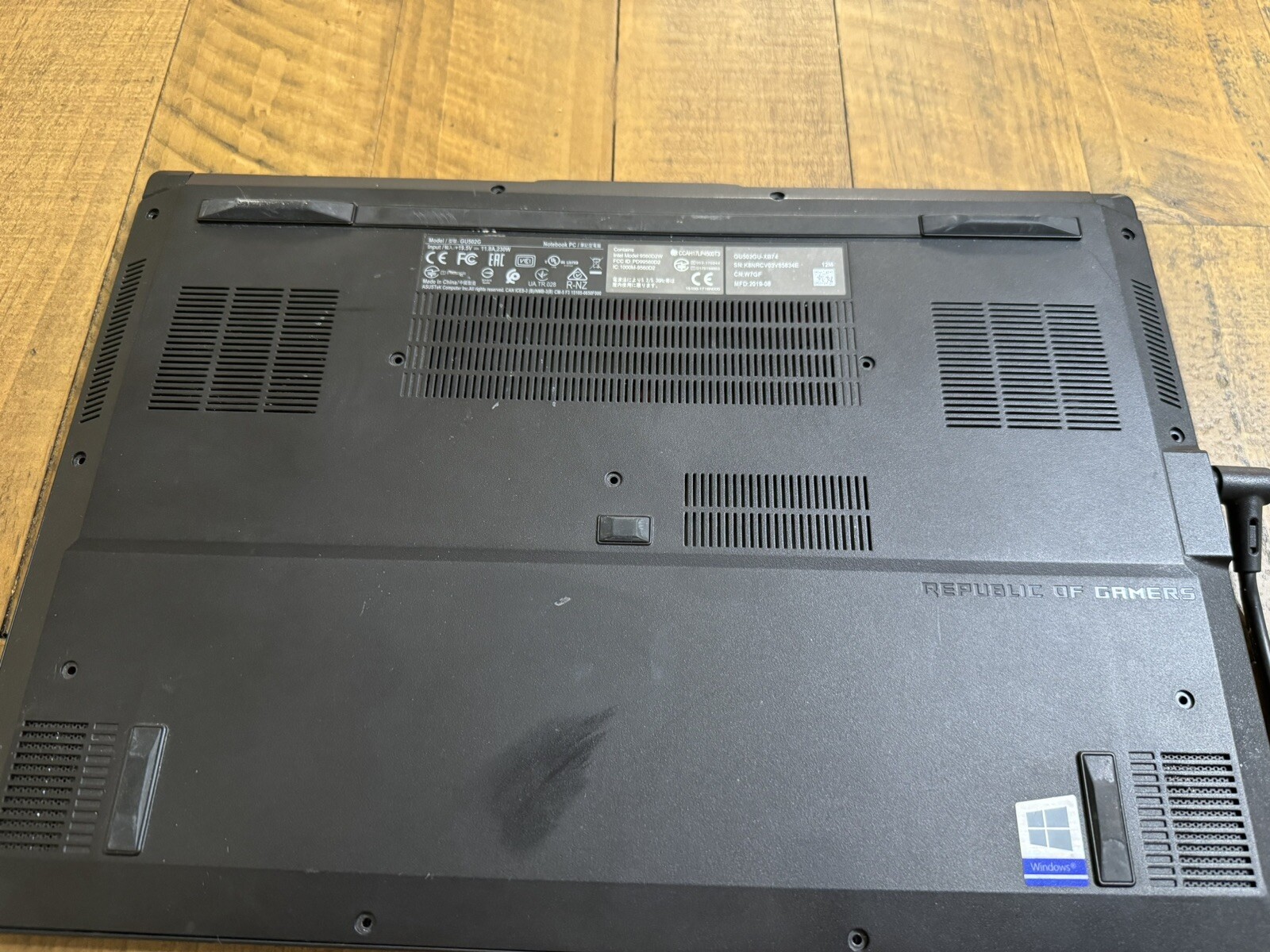 asus rog zephyrus m15 gu502