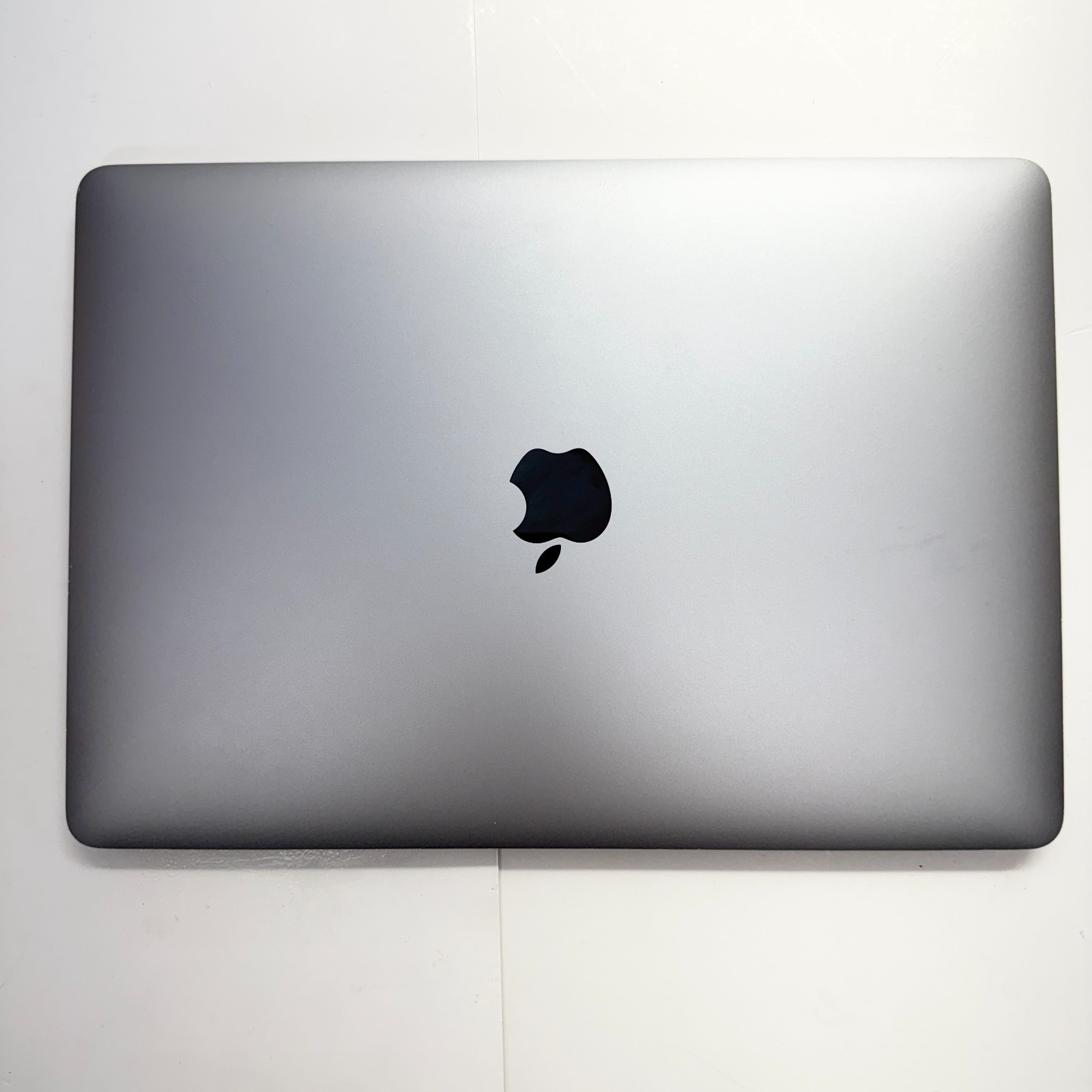 Apple MacBook Pro 13” 2019 i5-8257U 8GB 128gb SSD A2159