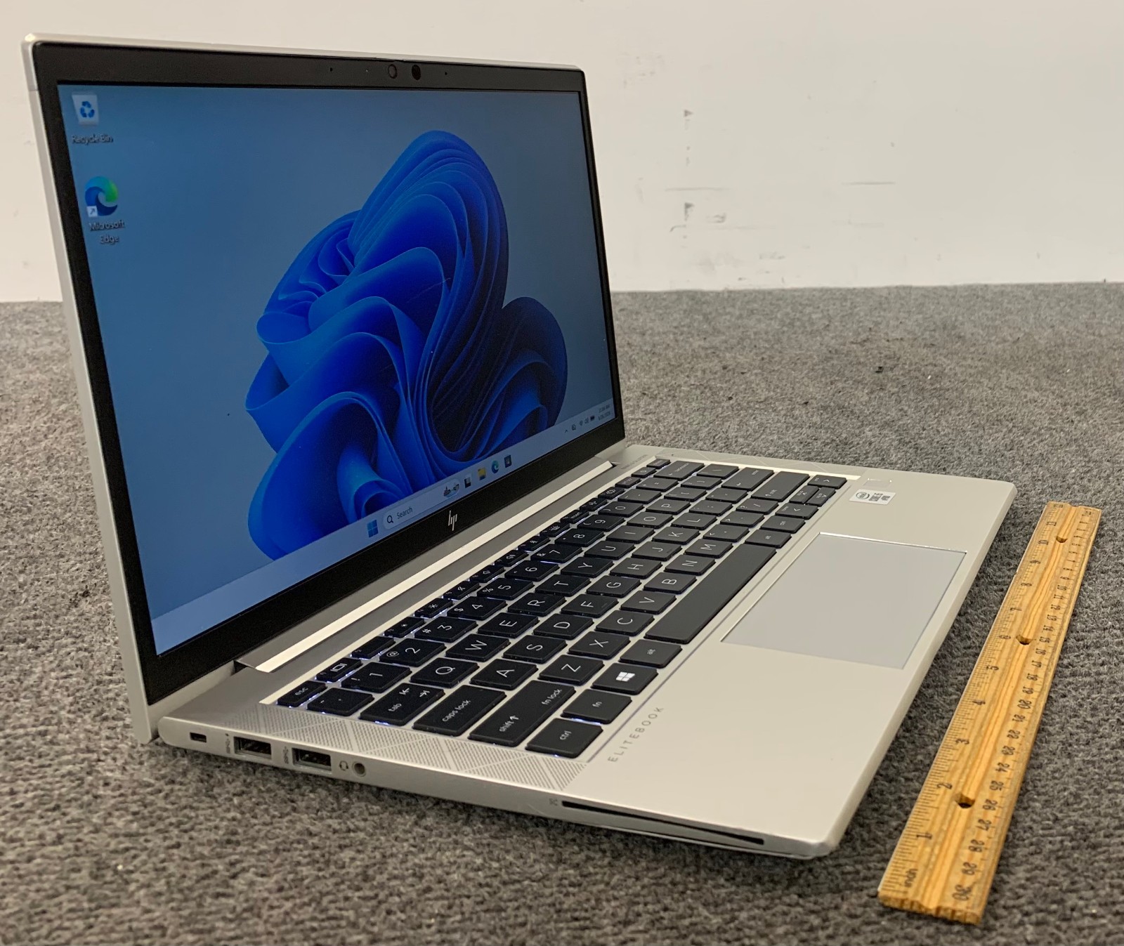HP EliteBook 830 G7 13.3″ Laptop i5-10310U 8GB RAM 256GB NVMe, As Is