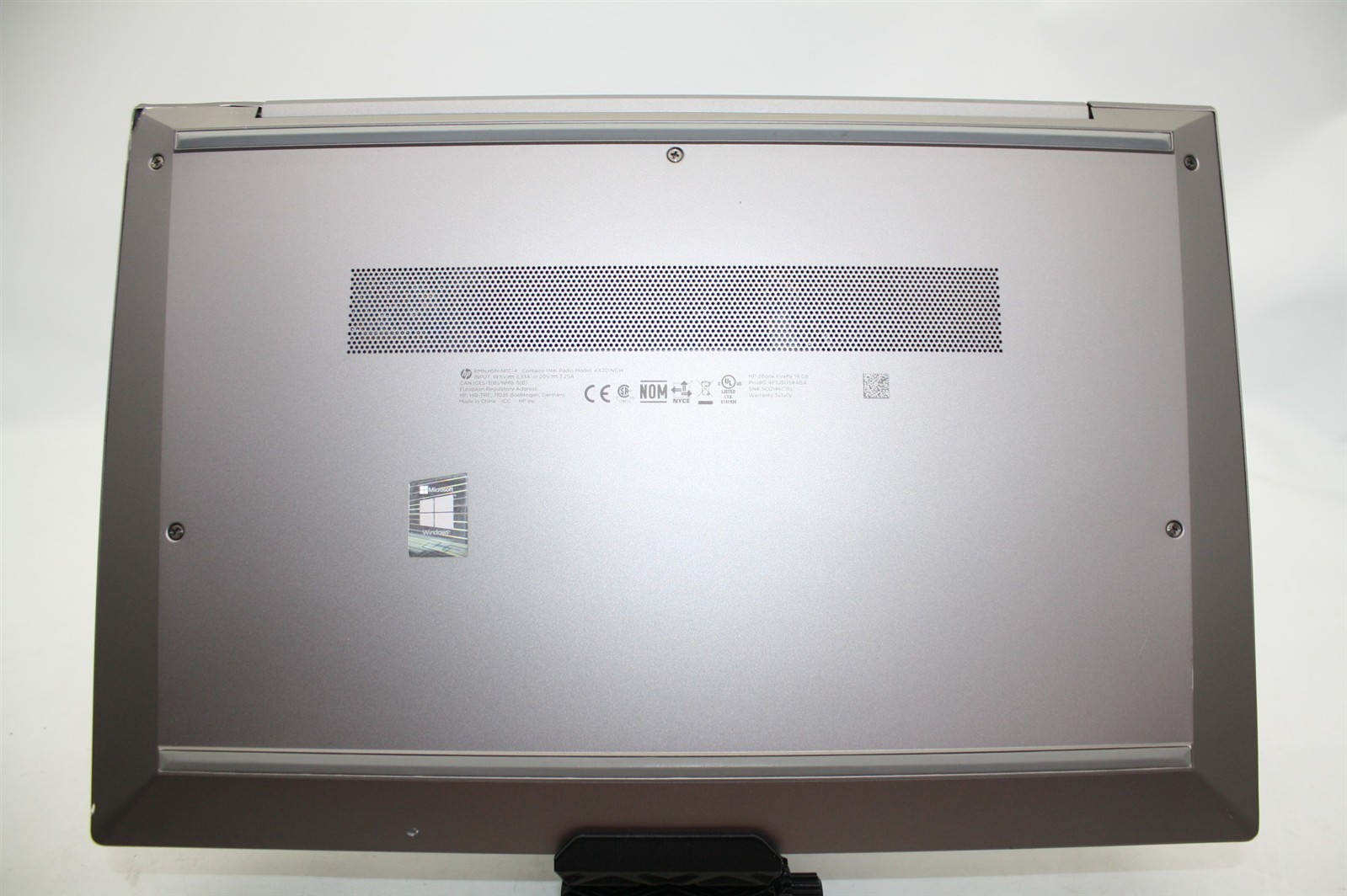 14″HP ZBook Firefly G8 Laptop i5-1145G7 2.60GHz RAM 16GB NVMe 256GB/Charger inc