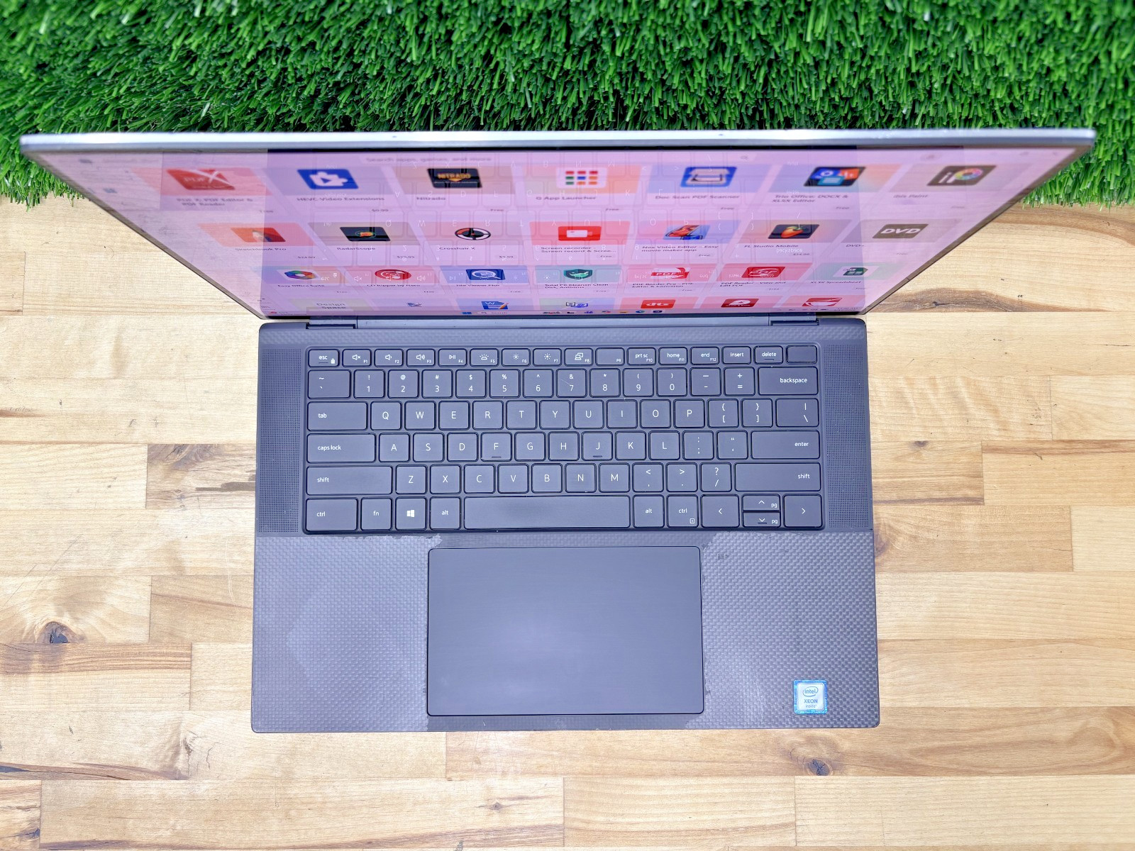 Dell Precision 5550 Xeon-10th Gen 2.80GHz 32GB RAM 256GB SSD Nvidia Q T2000 Max*