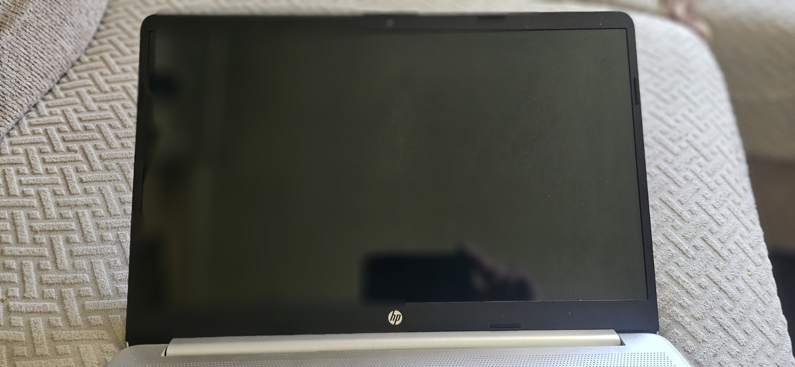 This HP 15-inch laptop sleek natural silver finish Mod.# 15-dy1024wm