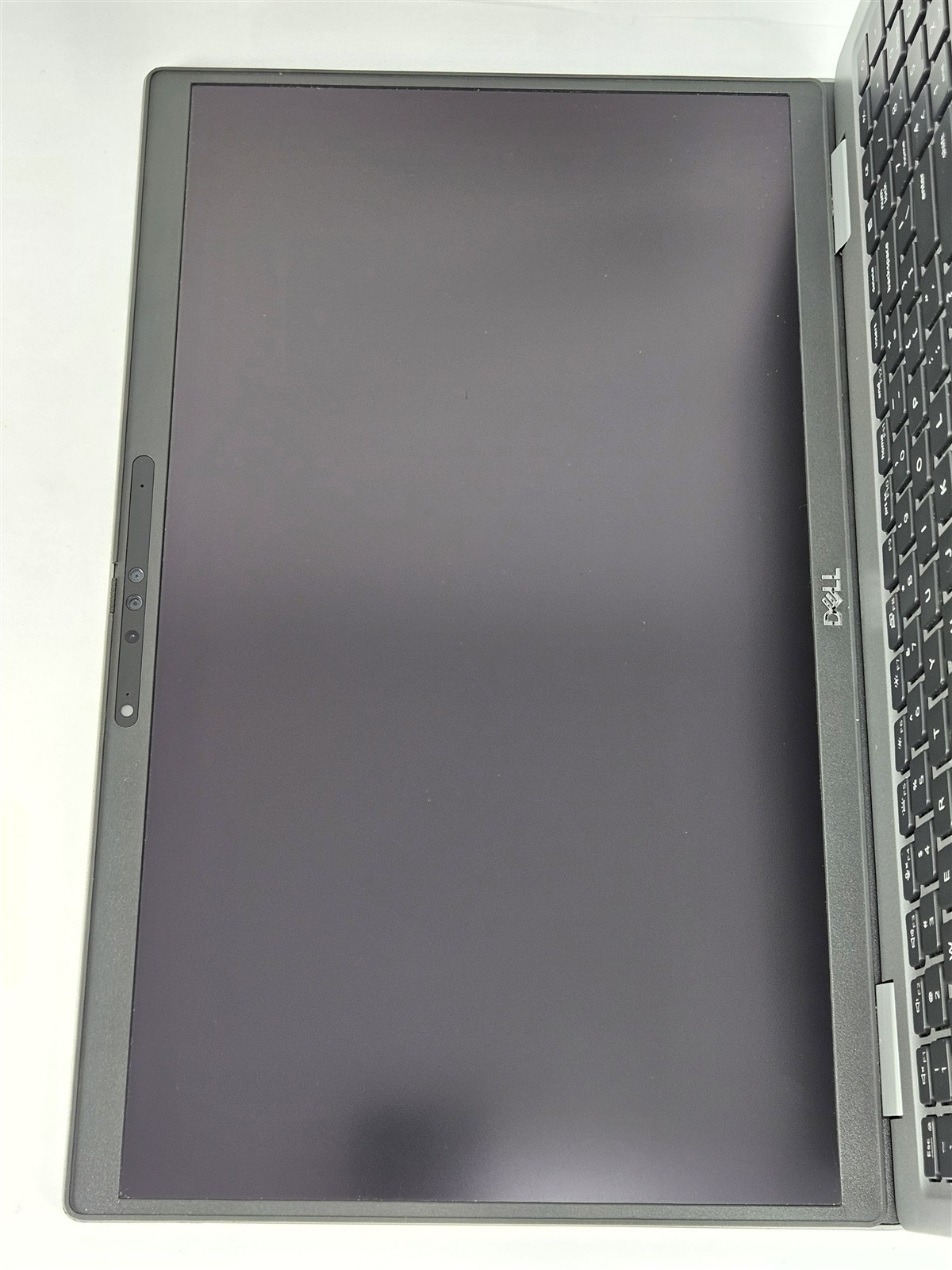 Dell Precision 3571 i5-12600H 16GB 256GB SSD 15.6″ FHD Notebook