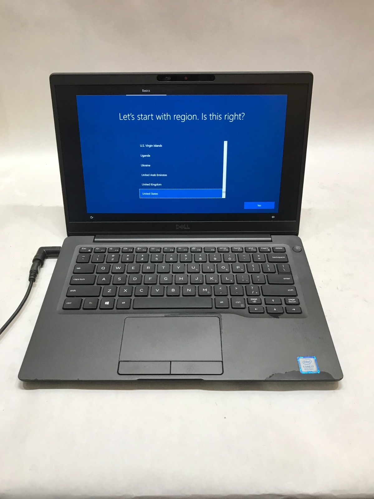 Dell Latitude 7300 13″ Intel Core i7 8GB RAM 256GB SSD Windows 10 C-Grade!! – DW