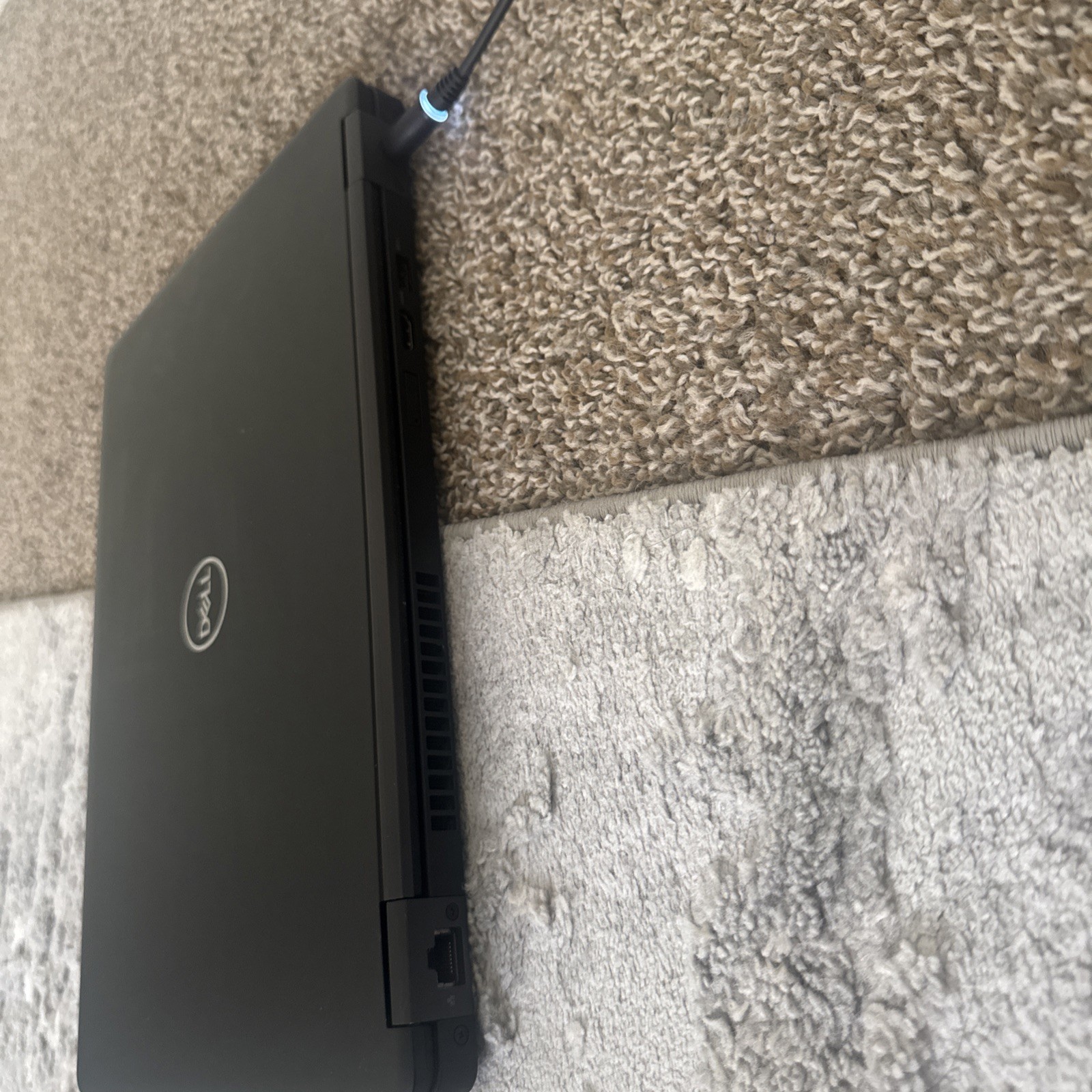 Dell Latitude 5491 16 RM 256 SSD WIN 11pro office GREAT A