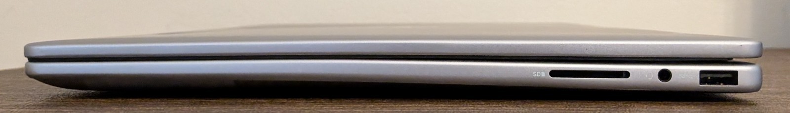 Dell Inspiron 16 7640 2-in-1 Touch (Core Ultra 7 155H, 16GB/1TB SSD) Laptop Blue