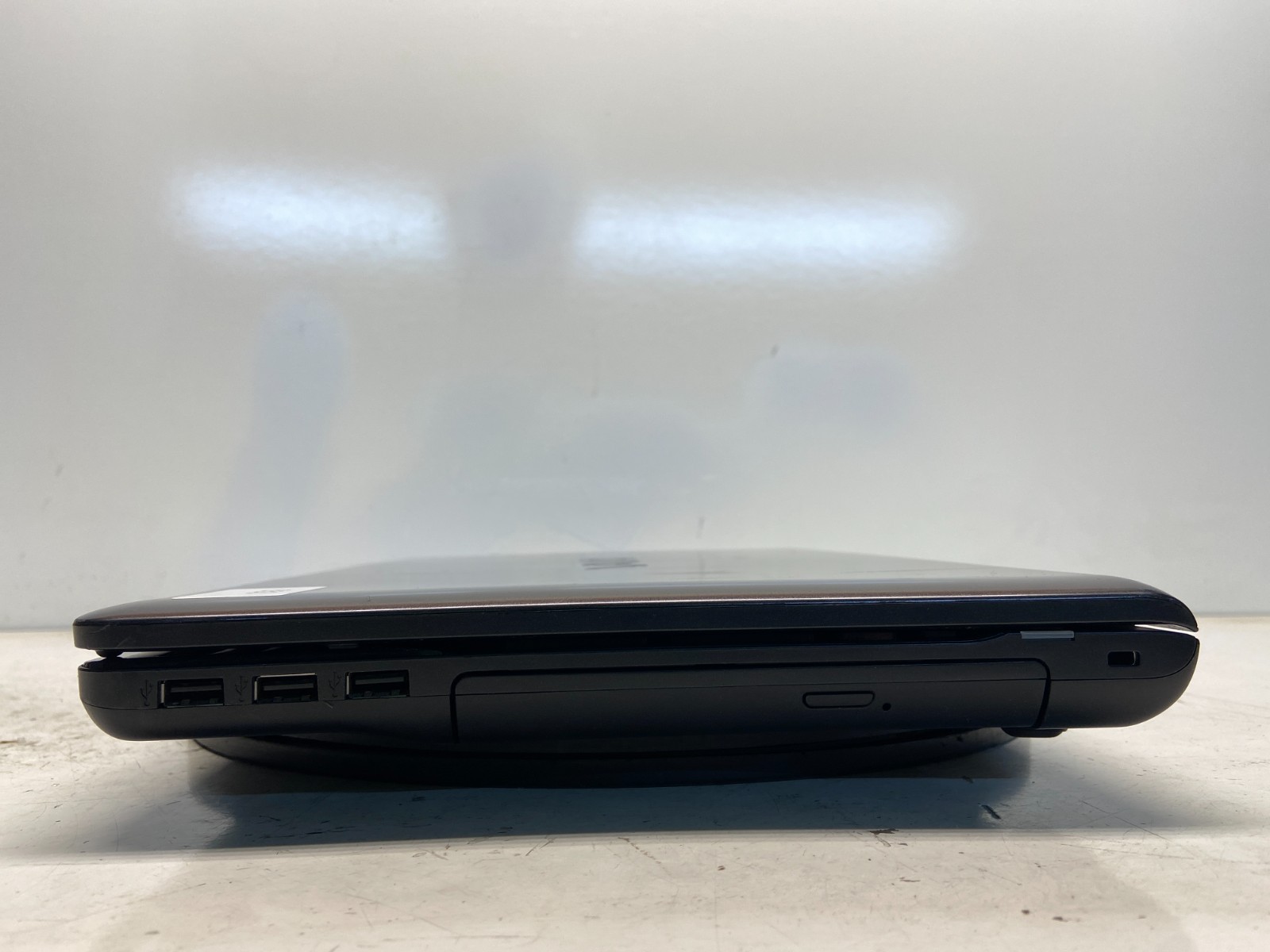Sony Vaio VPCEB23FM Intel i3-350M 2.26GHz 4 GB NO HDD
