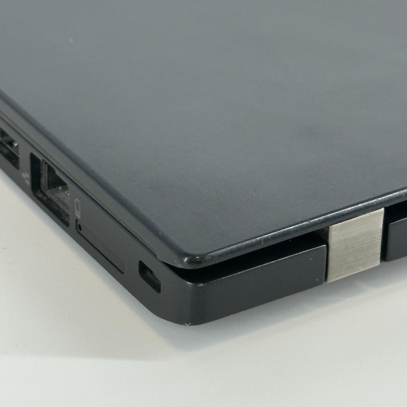 Lenovo ThinkPad T460s 14 Black FHD TOUCH i5-6300U 2.40GHz 8GB Good NO STORAGE