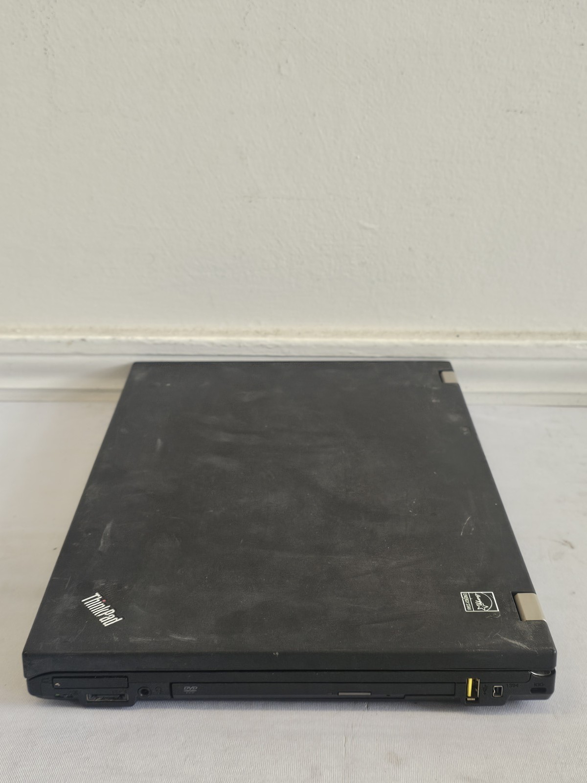 Lenovo ThinkPad T410 Laptop – i5-M520 – 4GB RAM – NO HDD/OS – Parts/Repair READ