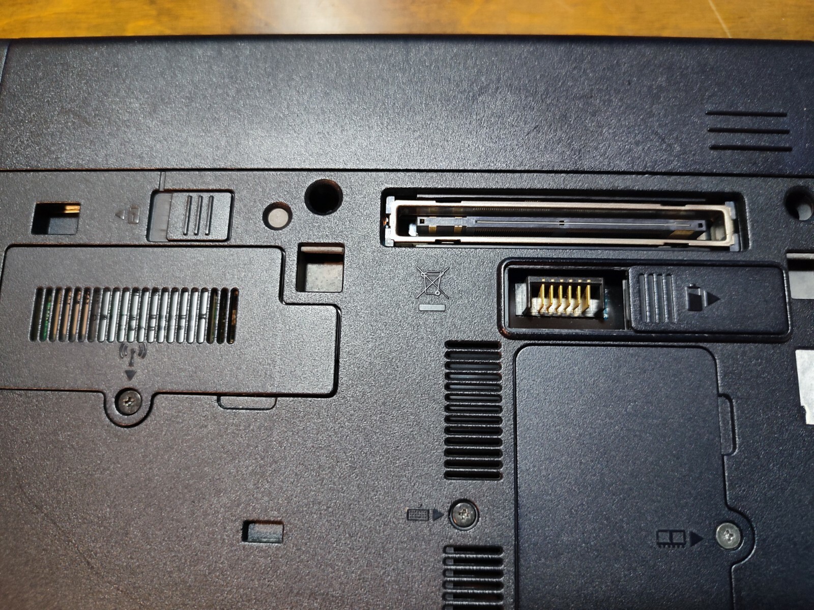 HP Compaq 6910p notebook ONLY for parts
