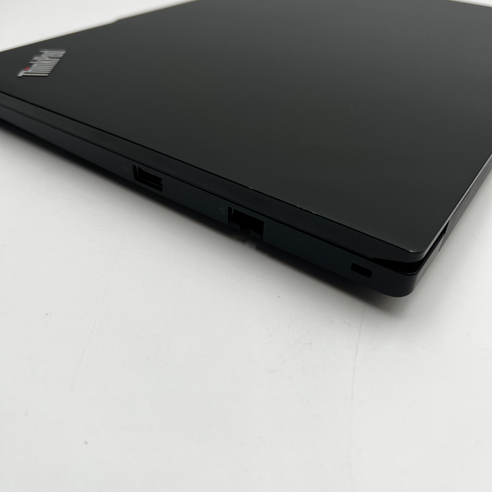 Lenovo ThinkPad E15 Gen 5 14″ I7-1335U 16GB RAM 512GB SSD No OS | TESTED USED