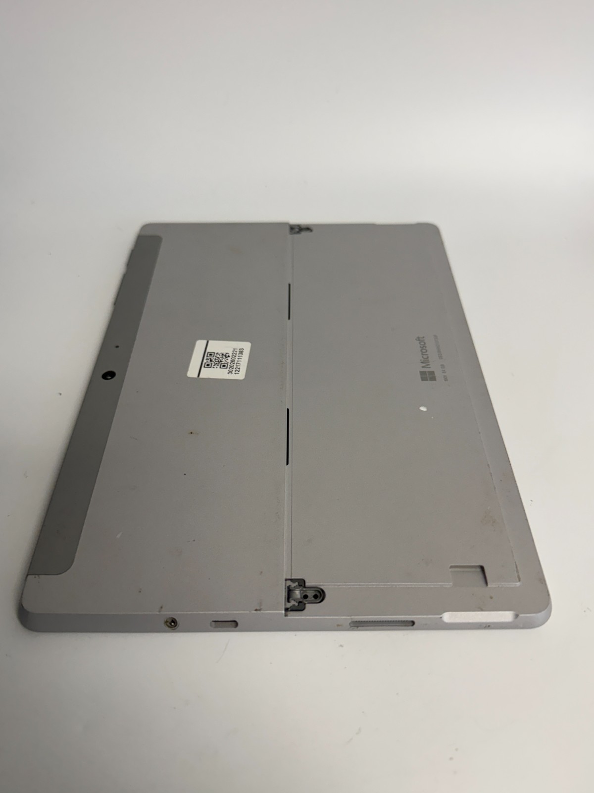 CLEAN IMEI FOR PARTS – Microsoft Surface Go 3 4GB RAM 64GB Platinum – ISSUE READ