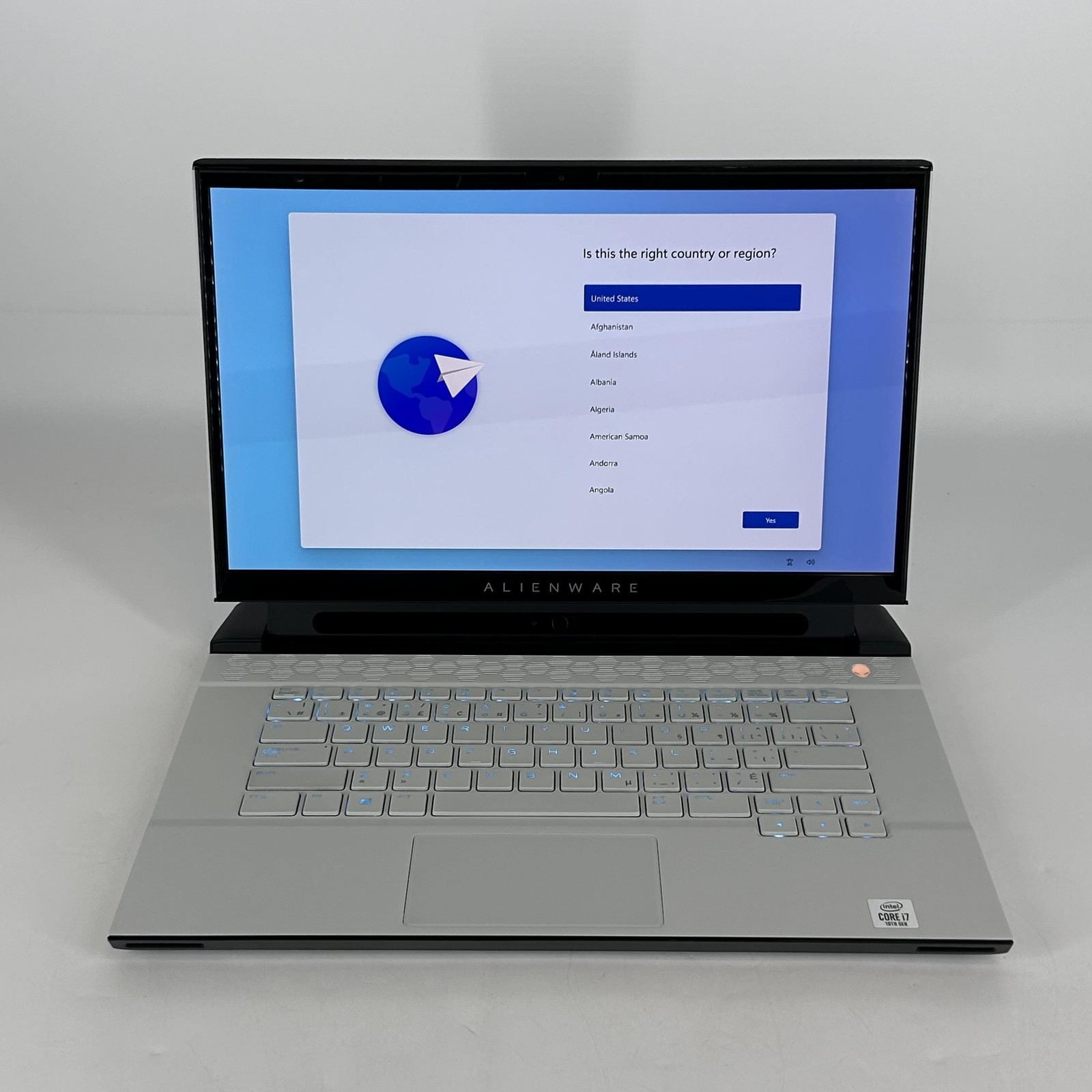 Dell Alienware m15 R3 4K i7-10750H 32GB 1TB/512GB RTX 2070 Super BAD CAMERA