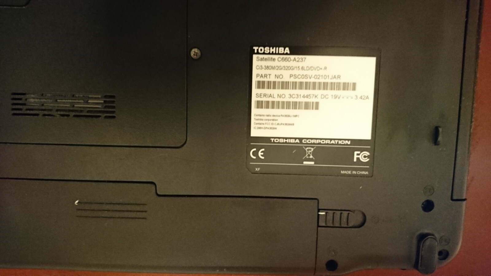 Toshiba Satellite C660-A237 15.6″ HD LCD Core i5 4GB 128GB SSD WiFi BT