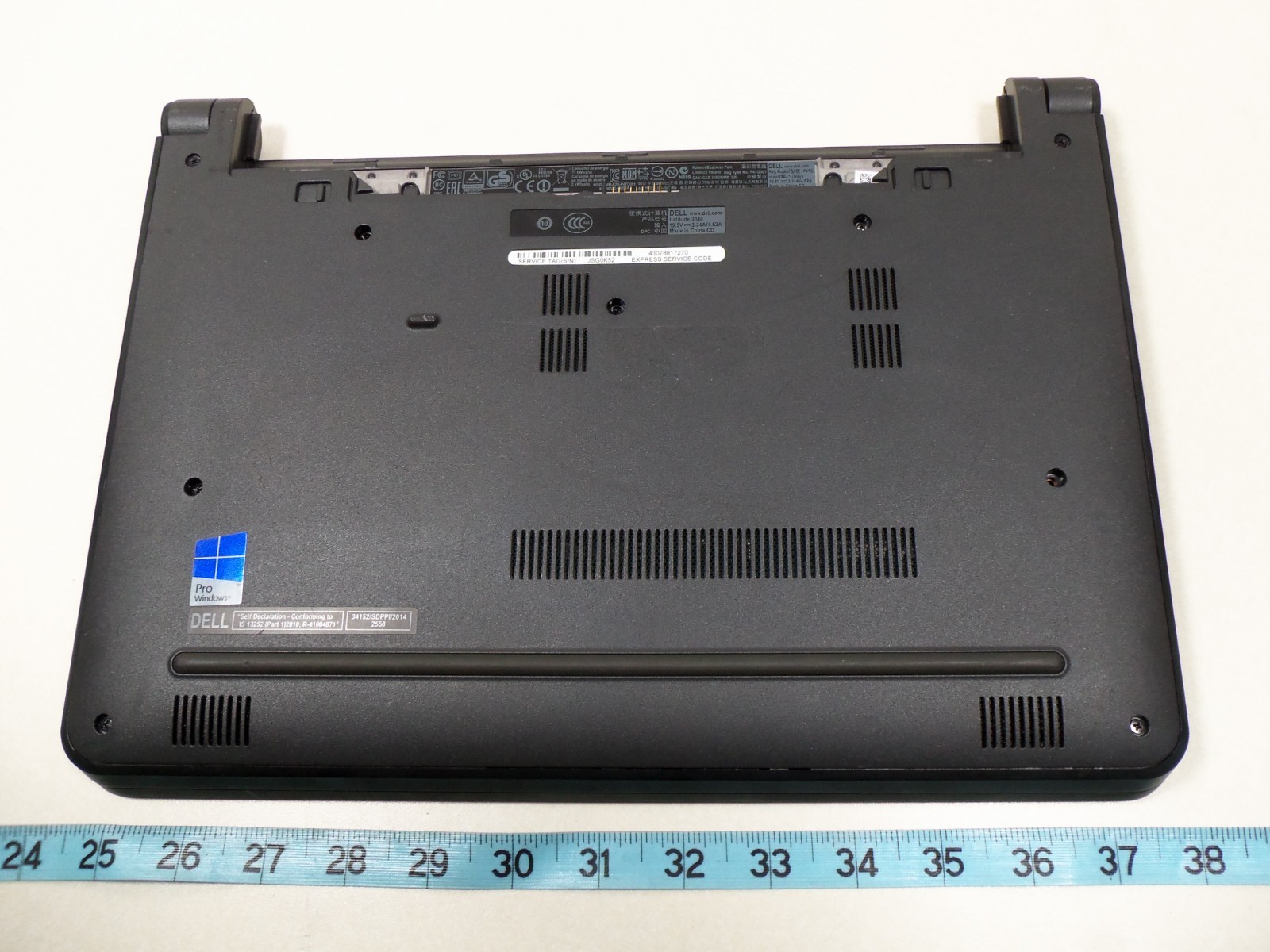 Dell Latitude 3340 Laptop Computer Intel Core i3-4005U 1.70GHz AS IS PARTS D109