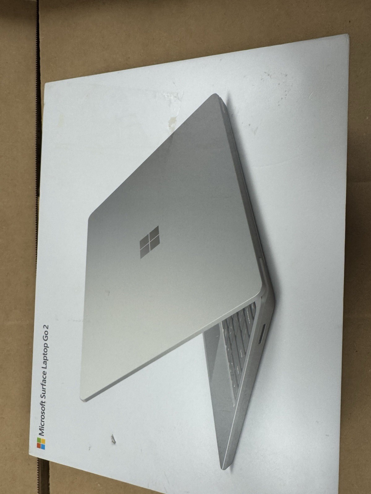 Microsoft Surface Laptop Go2 12.4″ Touch Intel Core i5 8GB 128GB SSD 8QC-00026