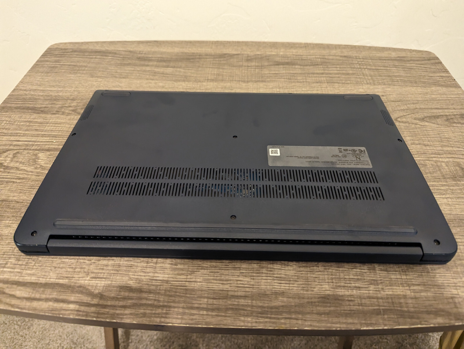 Lenovo IdeaPad 15.6″, 1080p Laptop Intel N6000 8GB 128GB, ~3 months old