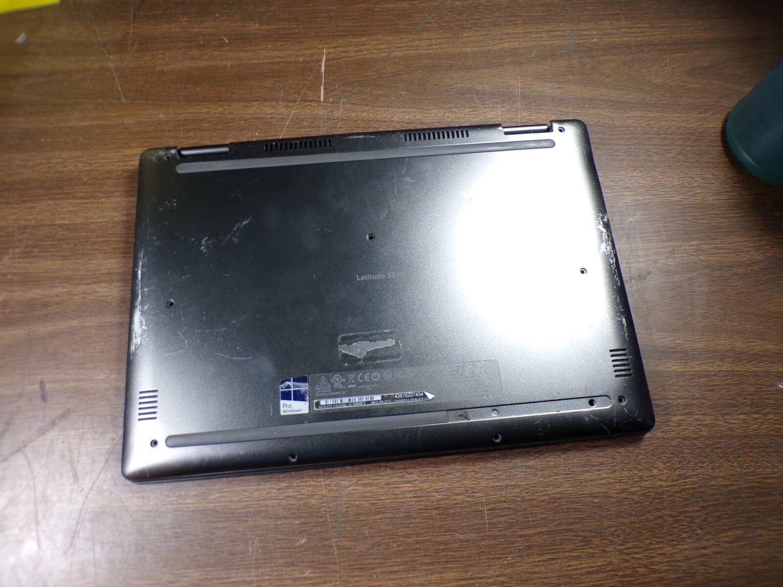 DELL LATITUDE 3379 INTEL CORE i3-6100U 2.30GHZ 8GB RAM