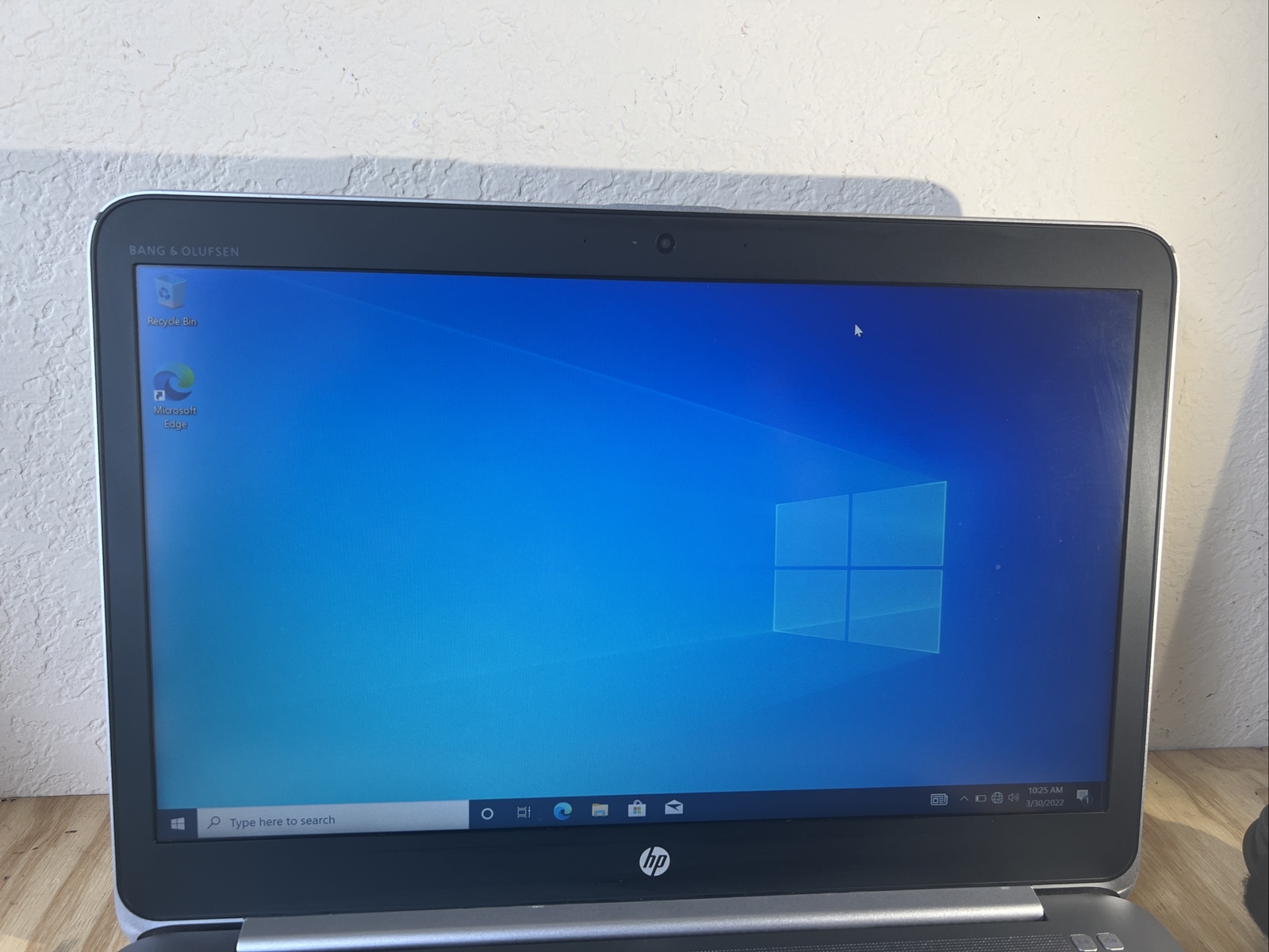 HP EliteBook Folio 1040 G3 14″ 2.6GHz Core i7 16GB RAM 512GB SSD Windows 10 Pro