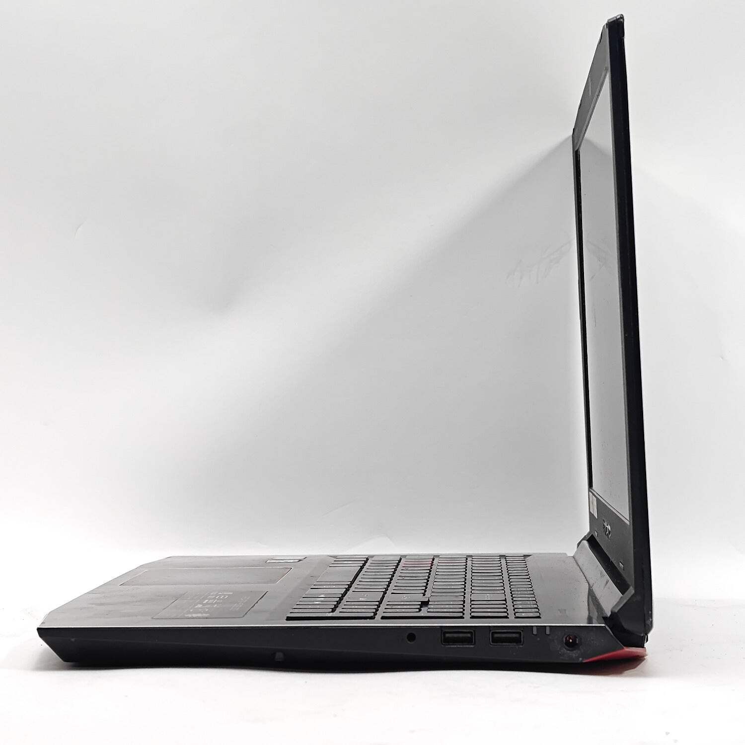 Broken Acer Predator Helios 300 PH315-51 i5-8300H 8GB RAM 256GB SSD GTX 1050 Ti
