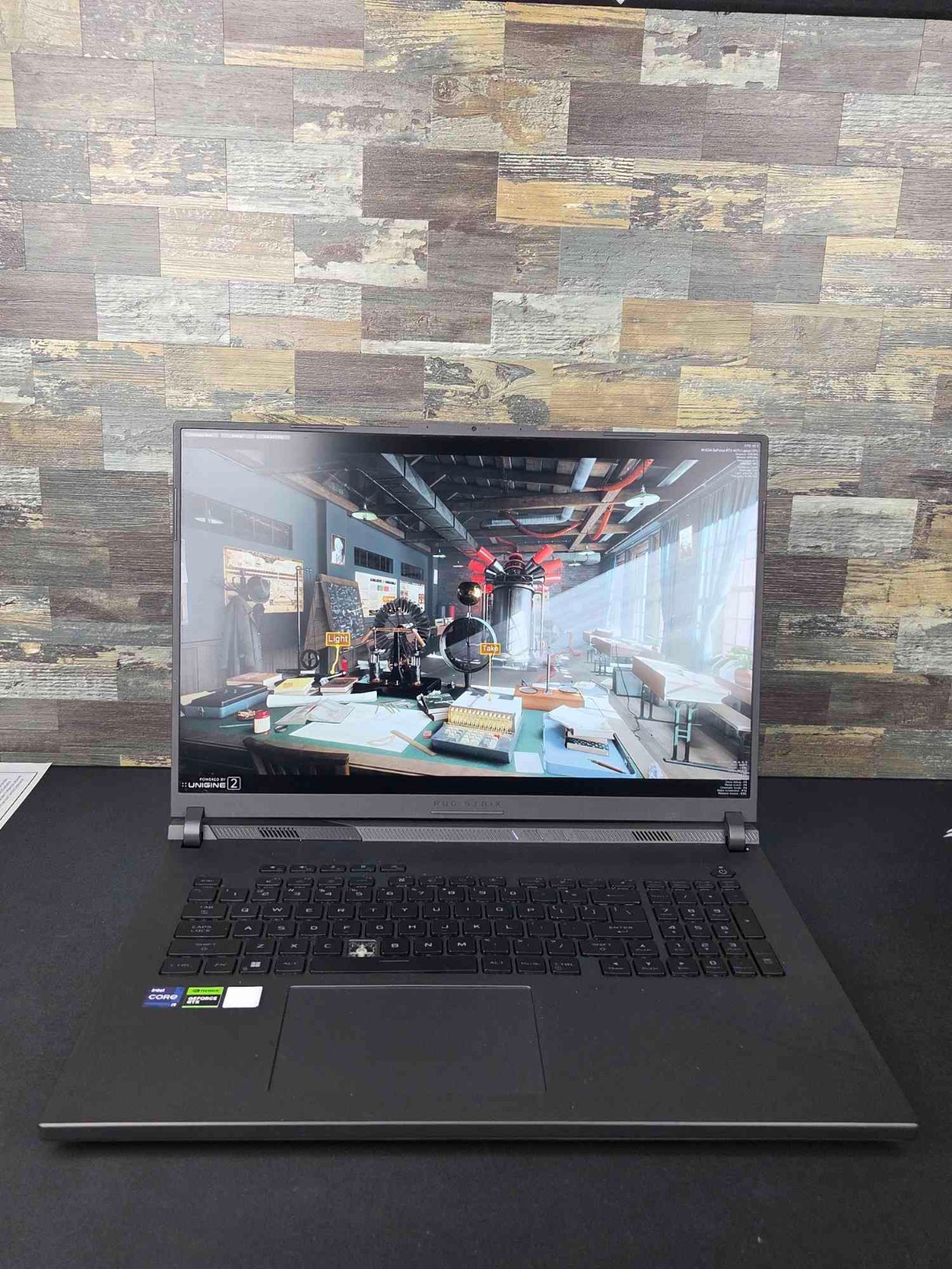 ASUS ROG Strix G18 G814J – i9-13980HX,4070 GPU Gaming Laptop (Refurbed)