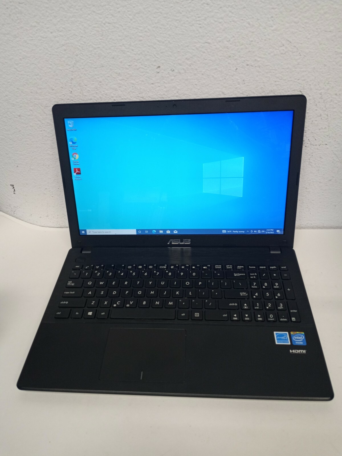 ASUS NOTEBOOK X551M. Intel Celeron N2815 @ 1.86GHz 4GB RAM 500GB HDD DVD Win10