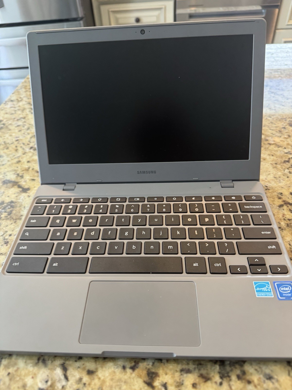 Samsung Chromebook 11.6″ Intel Celeron Laptop Chrome OS Silver Built-in Webcam