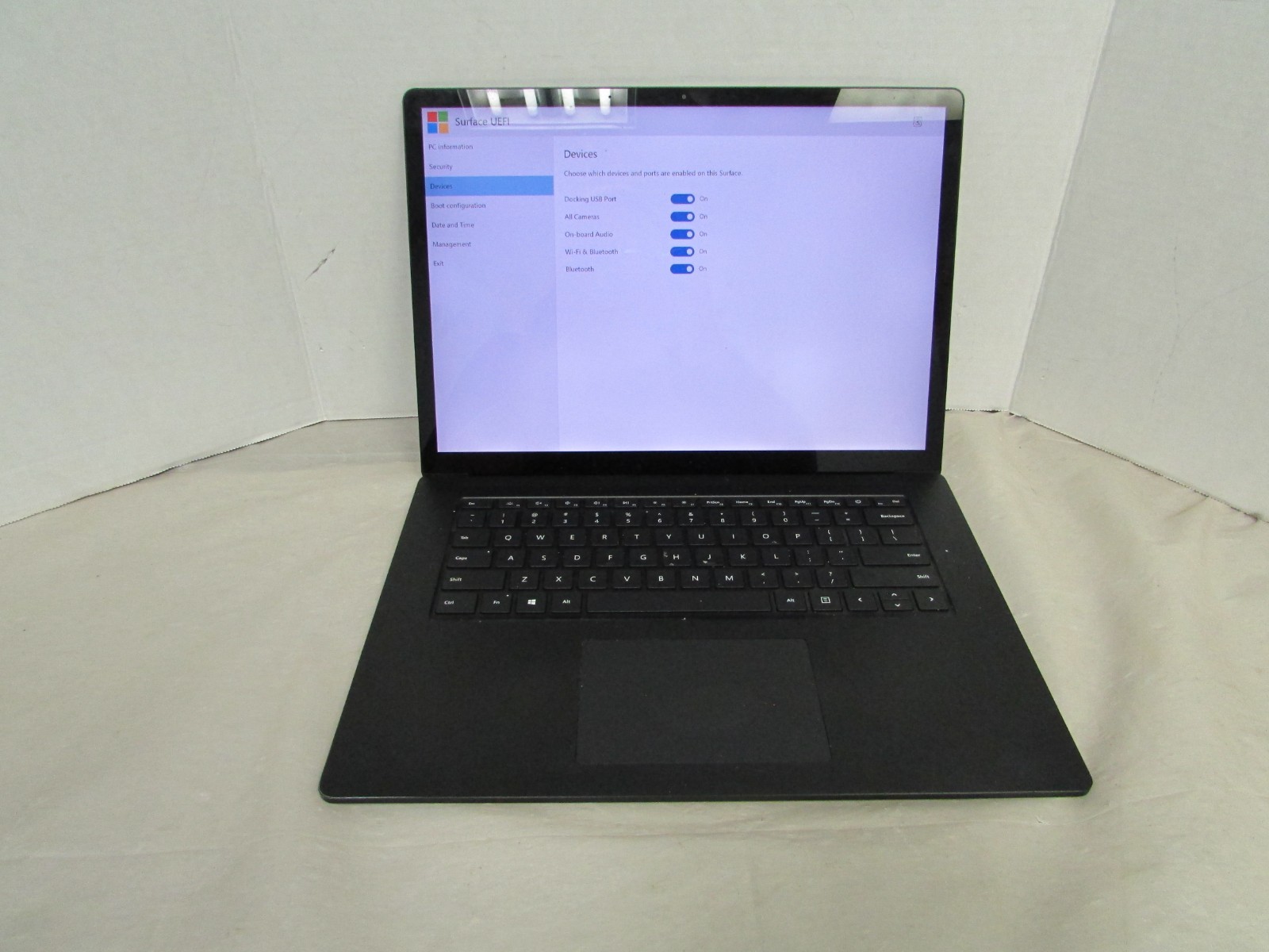 Microsoft Surface Laptop 3 1872 I7-1065G7 1.3GHz 16GB 512GB CRACKED GLASS