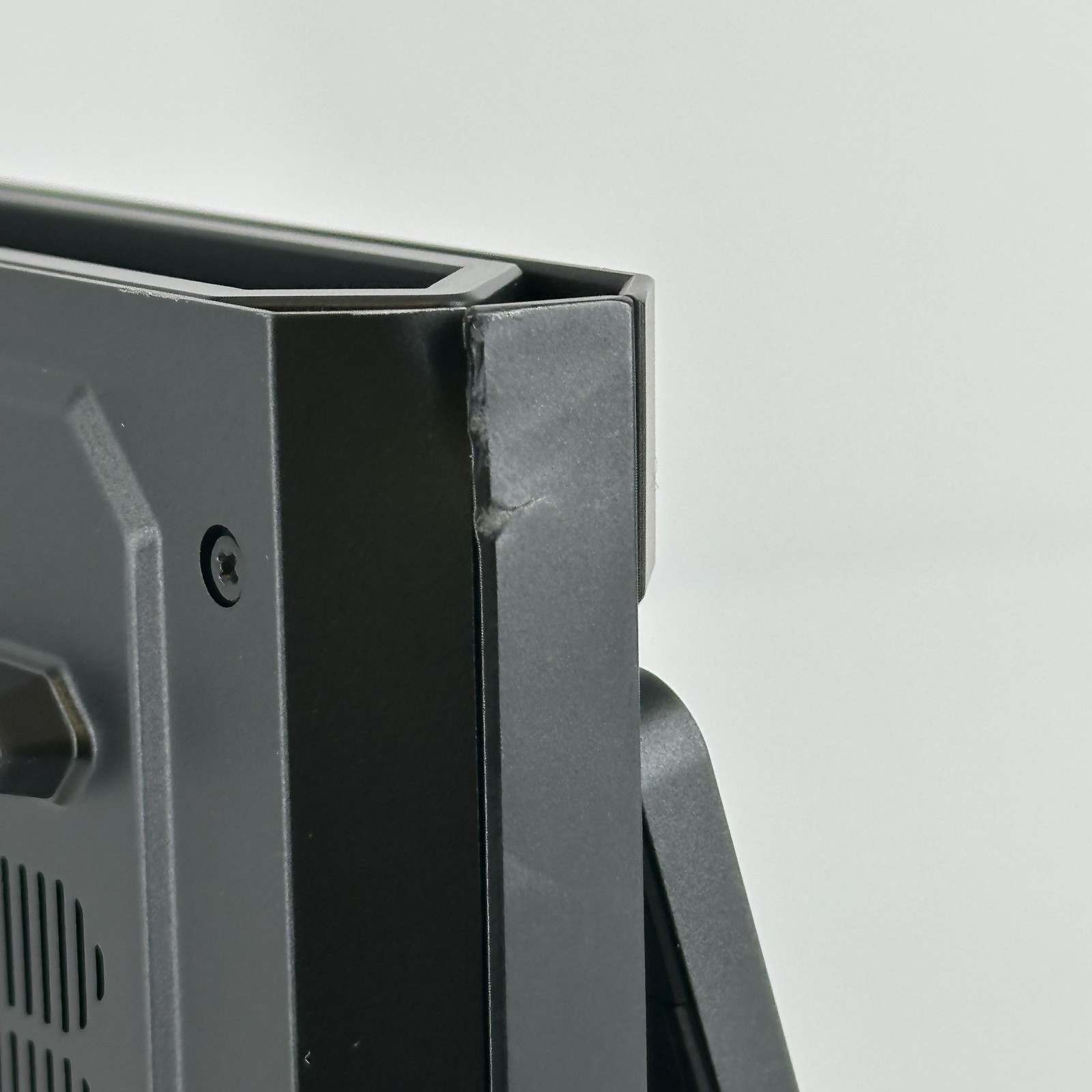 Lenovo Legion Pro 7i Gen 10 16 QHD+ Ultra 9 275HX 32GB 1TB RTX 5080 BENT FRAME