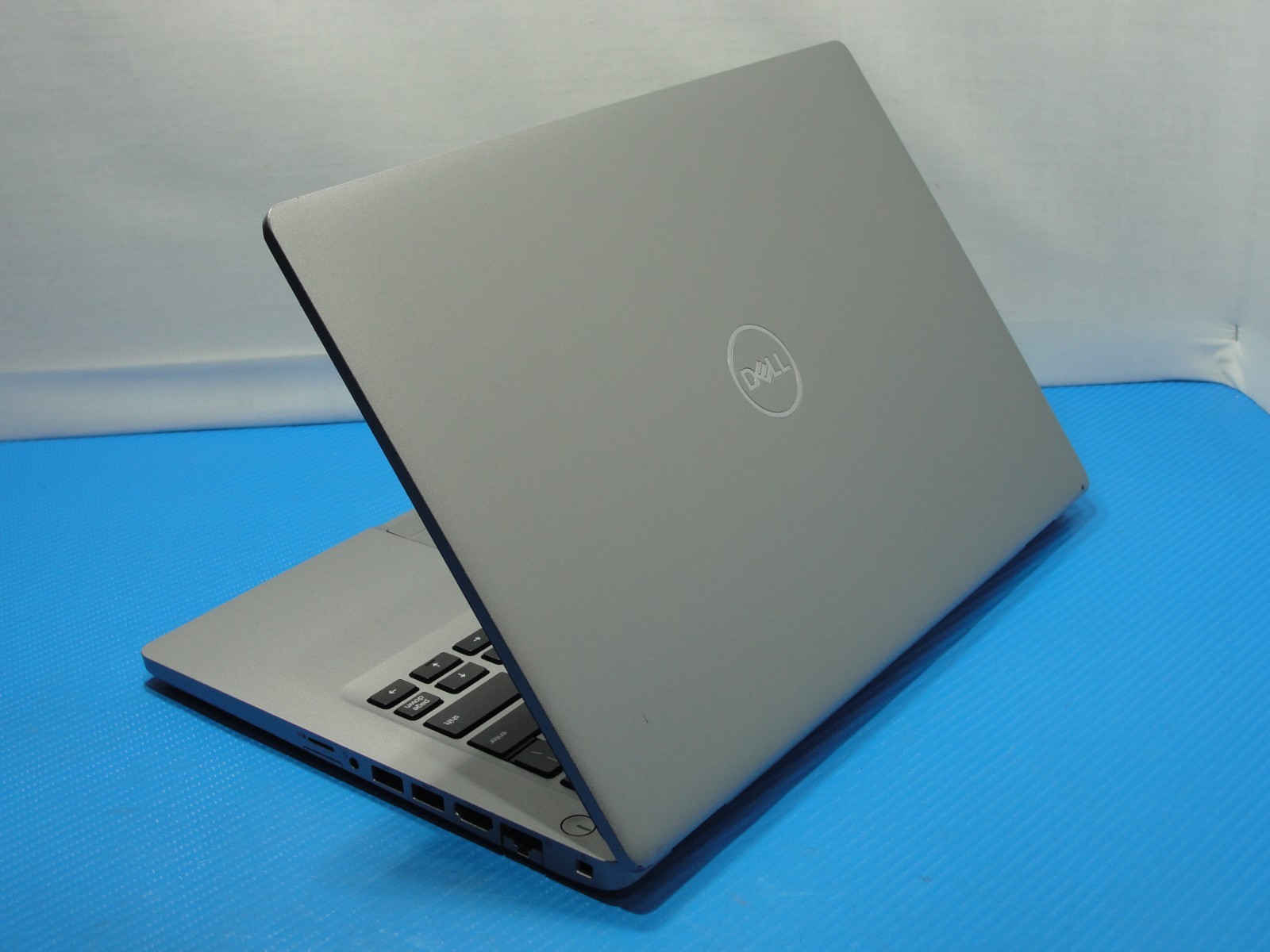 Dell Latitude 5410 Intel Core i7-10610U 1.8GHz 8GB FHD 512GB SSD Win11Pro+PA