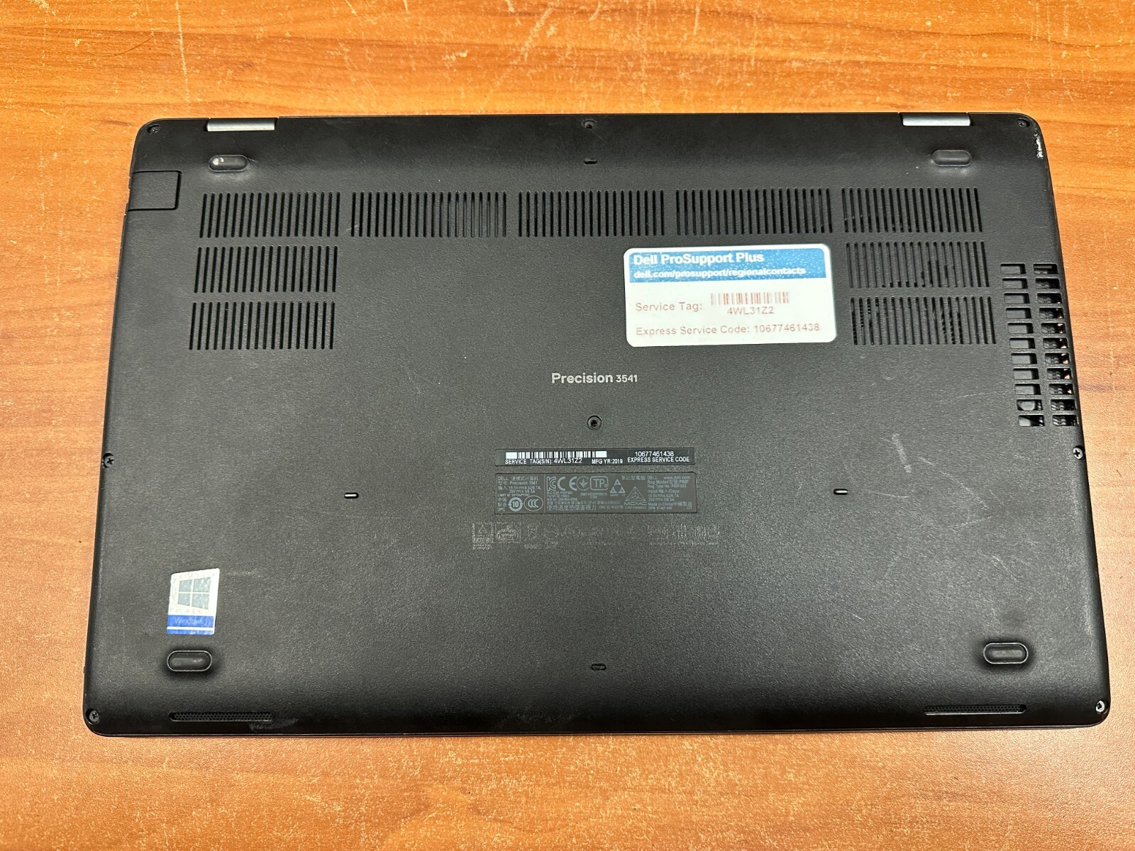 Dell Precision 3541 15.6″ FHD Laptop Intel i5-9400H @ 2.5GHz 16GB RAM No HDD/OS
