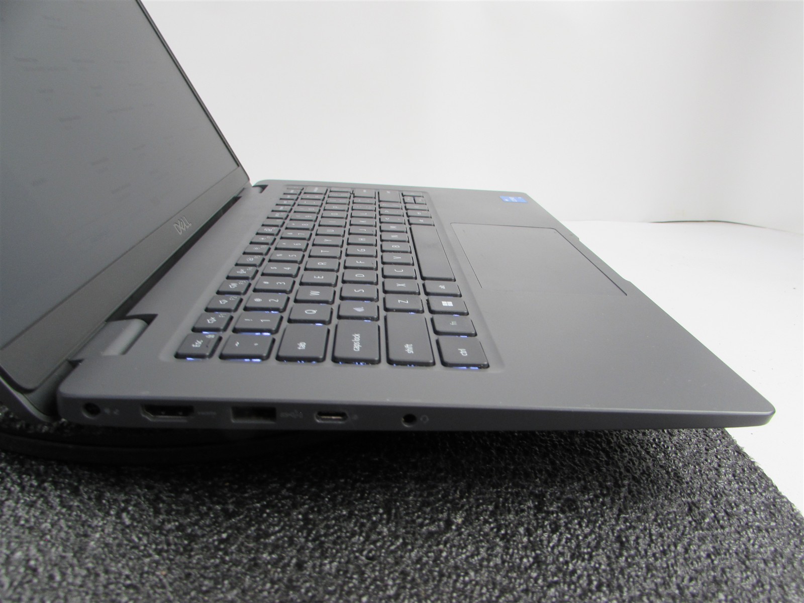 DELL LATITUDE 3440 1366X768 14″ CORE I5-1335U 256GB SSD 16GB RAM NO O.S