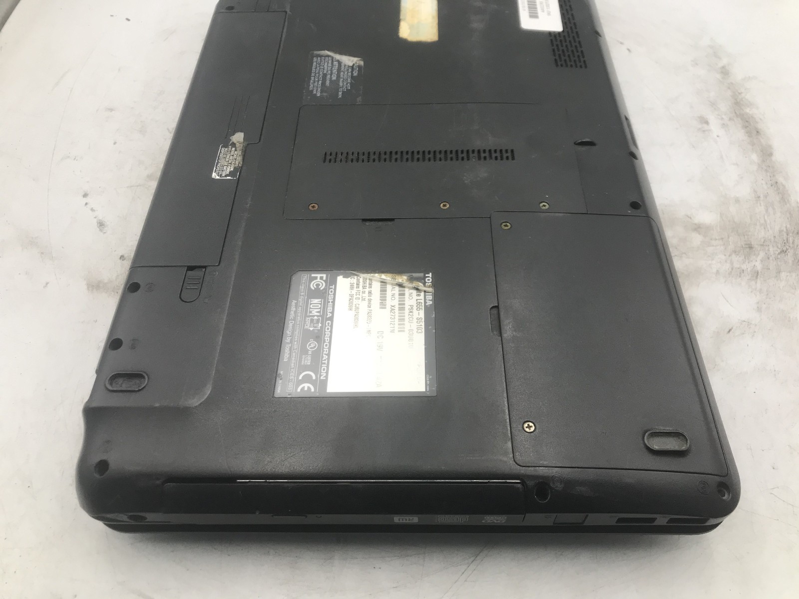 TOSHIBA SATELLITE L655 S5103 -FOR PARTS/BAD LCD- INTEL I3 370M – NO RAM -READ-BB