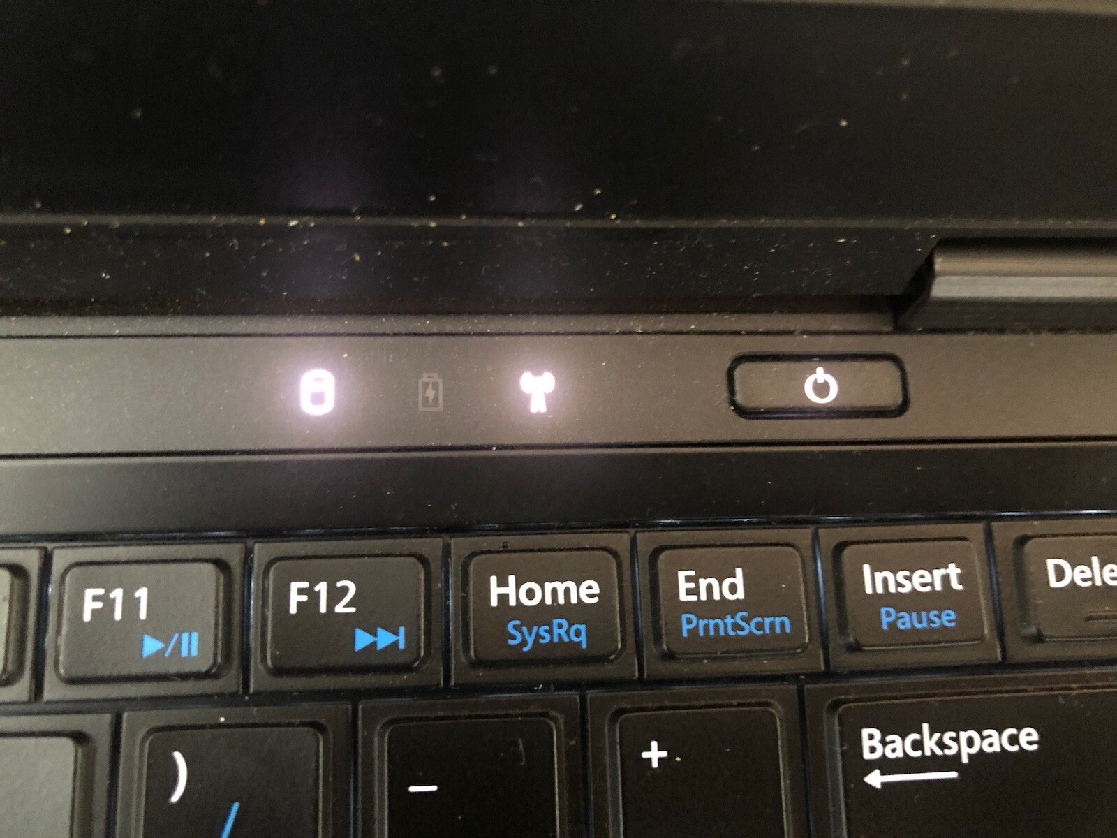 Dell Latitude E7440 Intel Core i5-2520 4GB RAM 128GB SSD Windows 7 Pro