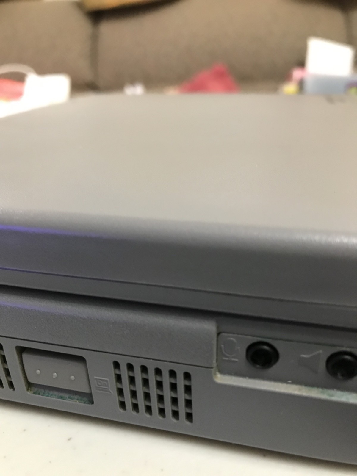 TOSHIBA PORTEGE 610CT LAPTOP/CHARGER/EXTRA BATTERY/EXTRA FLOPPY DRIVE/BOOKLETS