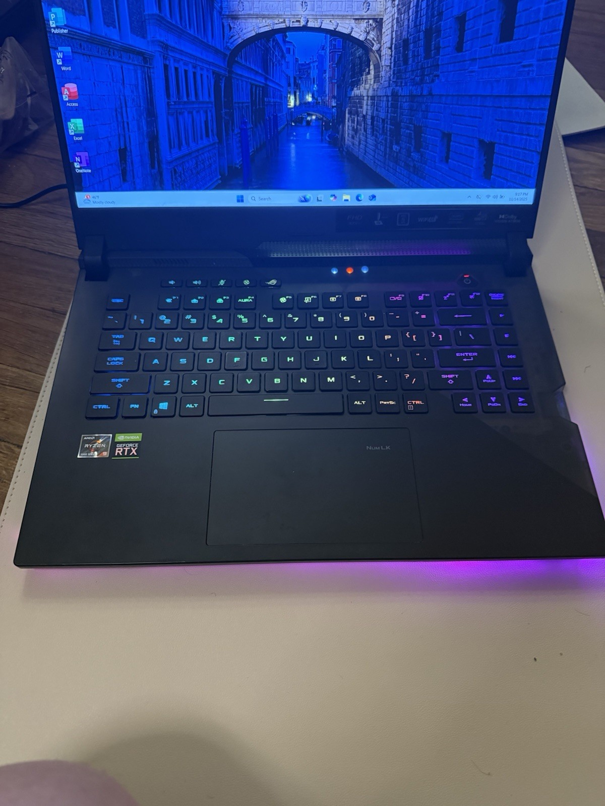 ASUS ROG STRIX SCAR G533QS 15.6” 300hz, 6TB SSD, RTX 3080, Ryzen 9, 32gb Ram,